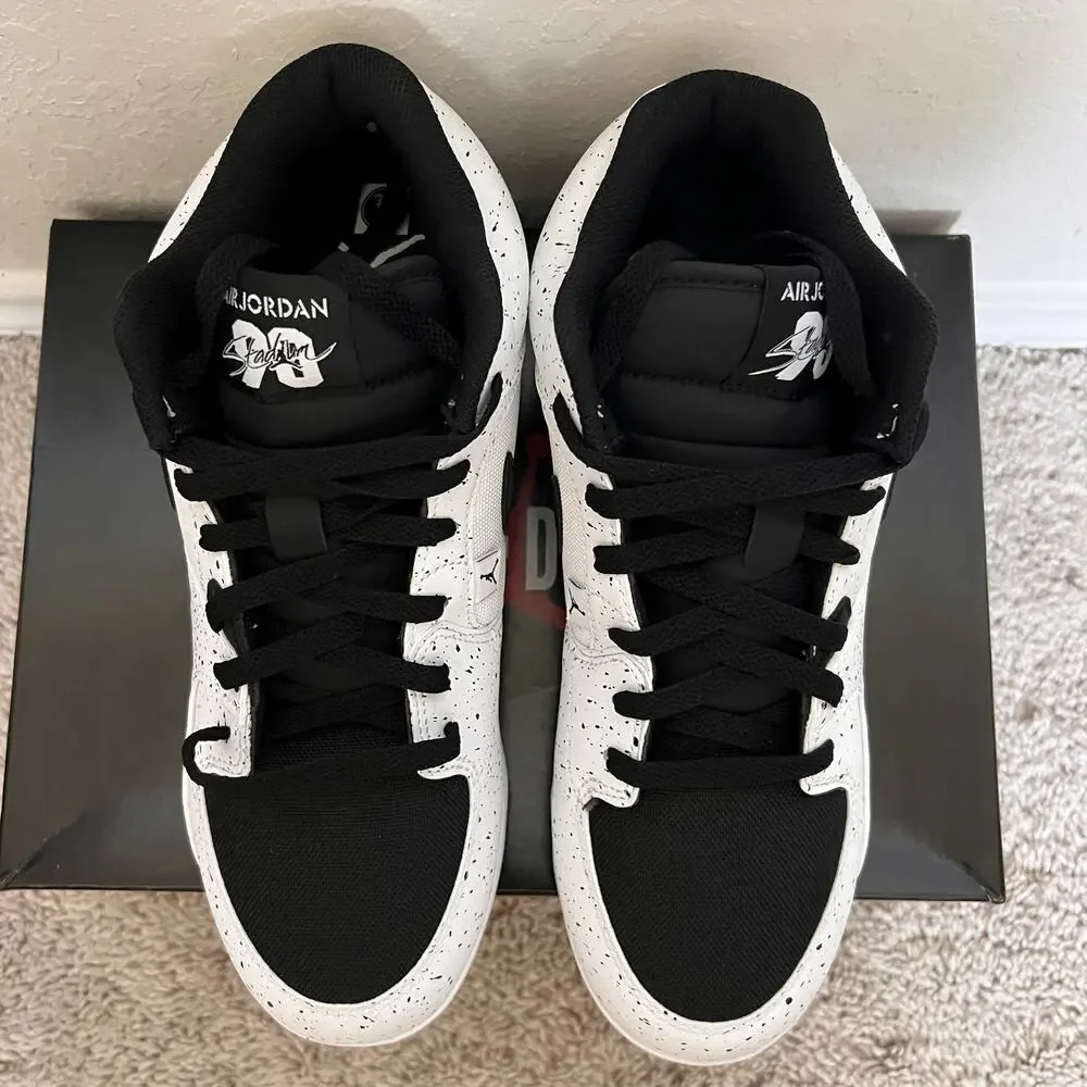 Jordan Stadium 90 Low TD White Black Football Cleats HQ0210-100 Size 10.5 New